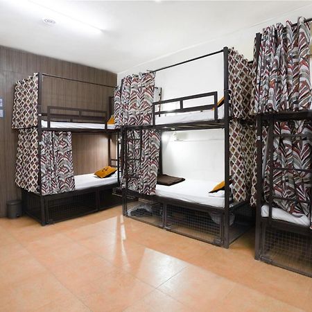Hide-In Hostel Delhi New Delhi Exterior photo