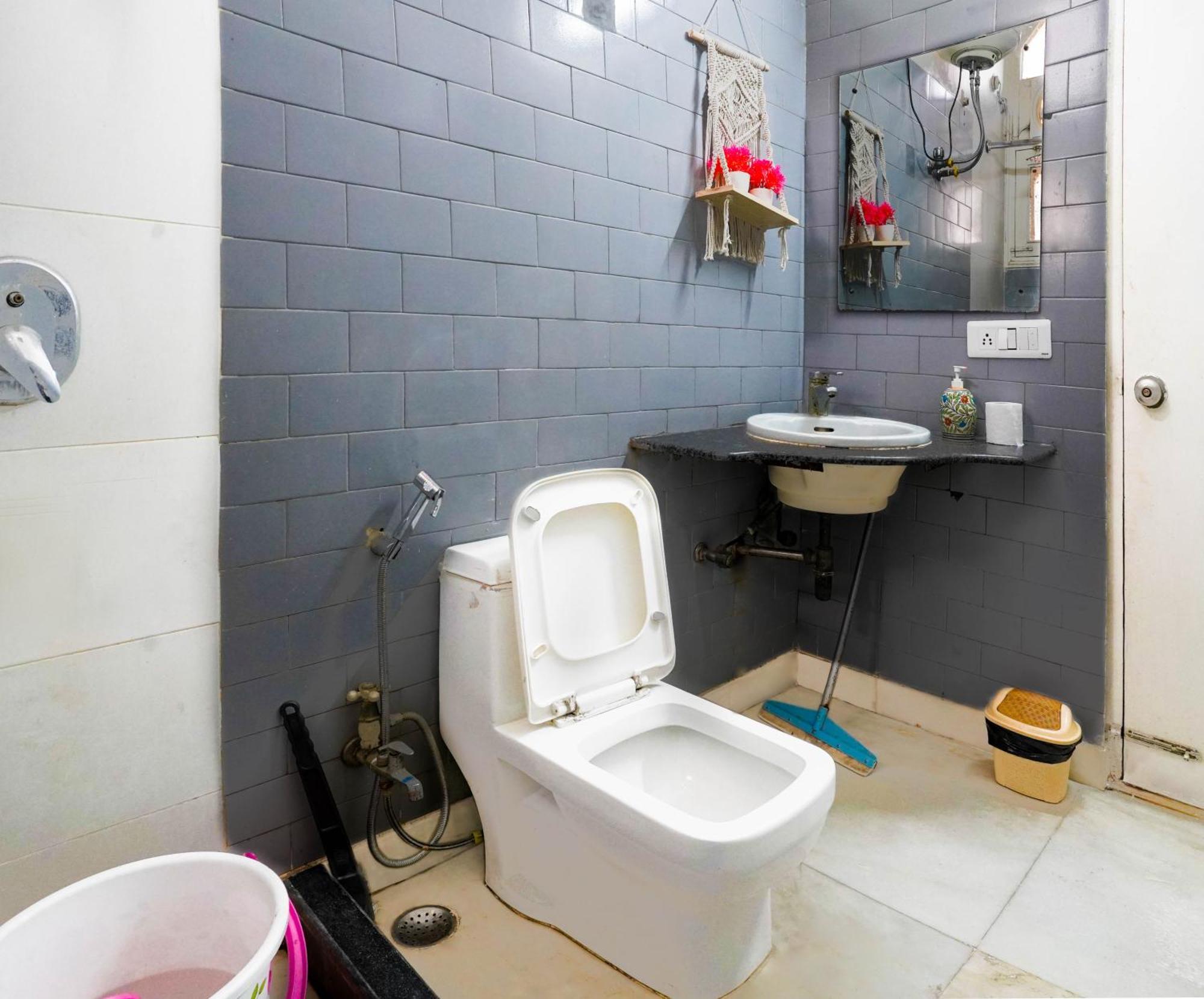Hide-In Hostel Delhi New Delhi Exterior photo